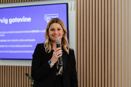 Otvoritev nove NLB poslovalnice; foto: Iztok Lazar 